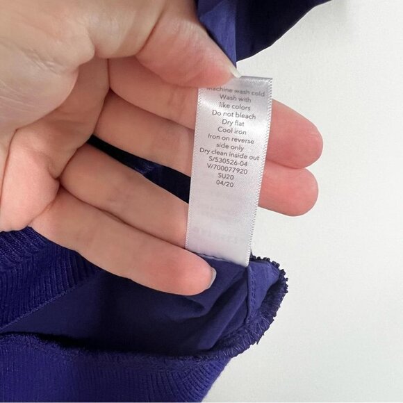 Athleta Womens Size Medium Zephyr Crop Tee Top Royal Blue Purple Oversized Boxy - Picture 6 of 8